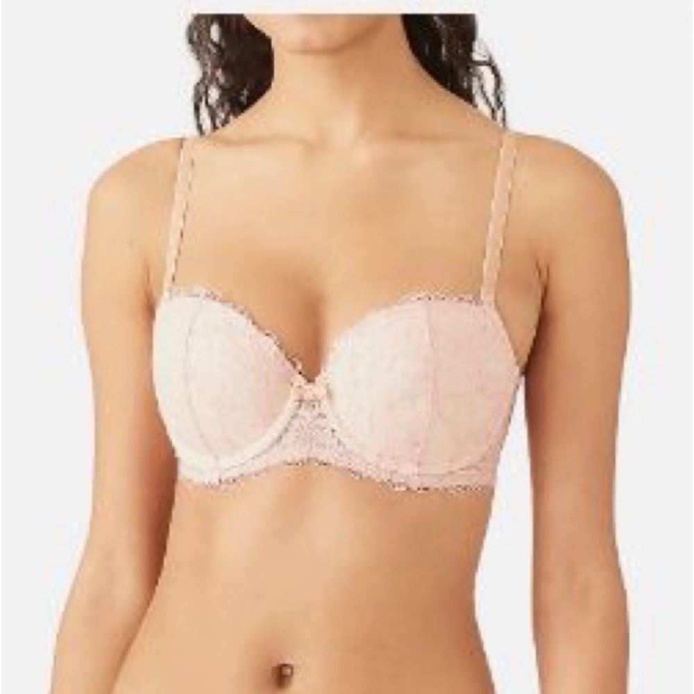 NWT b.tempt'd by Wacoal Lace Encounter Contour Bra 32B